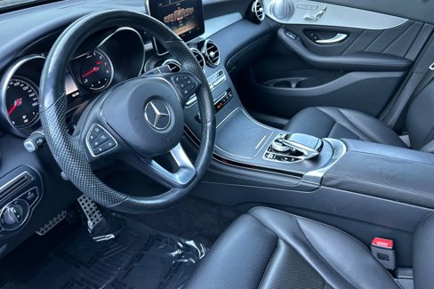 Used 2019 Mercedes-Benz GLC 300 4MATIC image 10