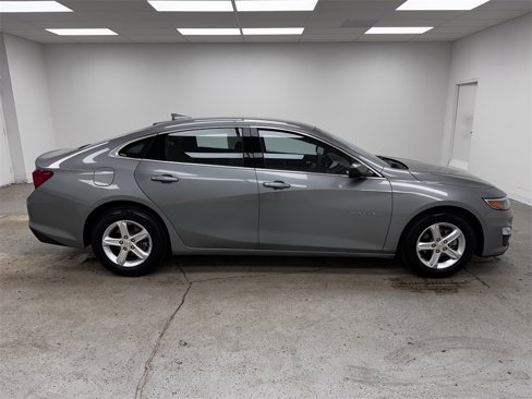 Used 2023 Chevrolet Malibu LT image 4