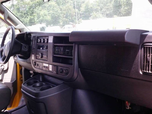 Used 2021 GMC Savana 3500 Extended w/ Power Convenience Package image 16