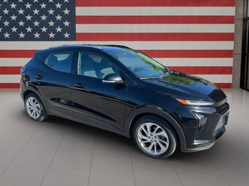 Used 2023 Chevrolet Bolt EUV LT image 10