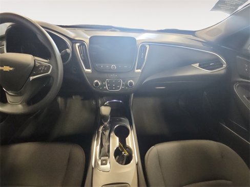 Used 2024 Chevrolet Malibu LT image 11
