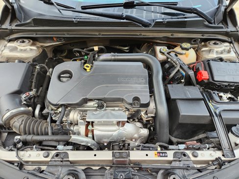 Used 2022 Chevrolet Malibu LT image 14