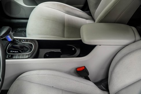 Used 2024 Hyundai Kona SEL image 16