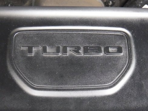 Used 2023 Jeep Compass Sport image 12