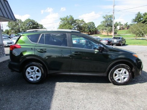 Used 2013 Toyota RAV4 LE image 9