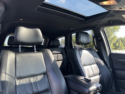 Used 2016 Jeep Grand Cherokee Limited image 8