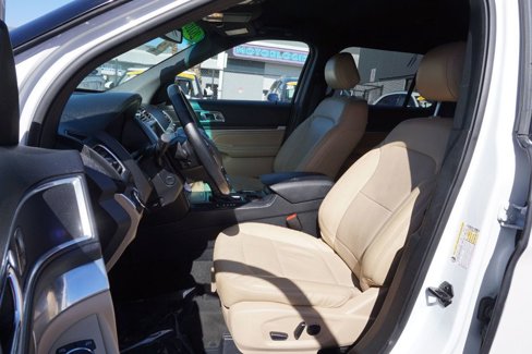 Used 2016 Ford Explorer Limited image 18