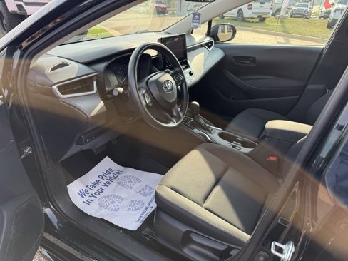 Used 2024 Toyota Corolla LE image 11