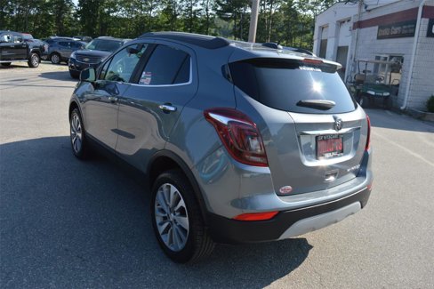 Used 2020 Buick Encore Preferred image 3
