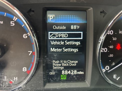 Used 2016 Toyota RAV4 XLE image 45
