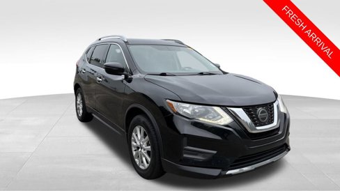 Used 2018 Nissan Rogue SV image 4