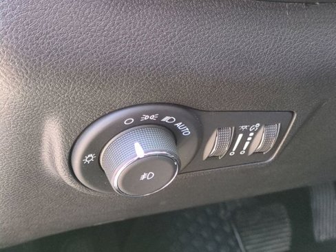 Used 2022 Jeep Compass Trailhawk w/ Trailhawk Elite Group image 17