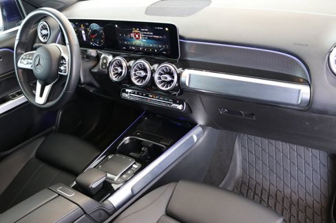 Used 2021 Mercedes-Benz GLB 250 4MATIC image 31