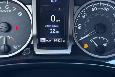 Used 2017 Toyota Tacoma SR5 w/ Tow Package image 26