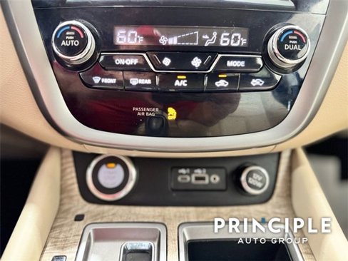 Used 2023 Nissan Murano SV image 25