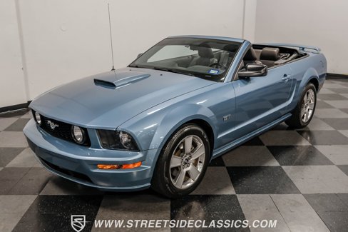 Used 2006 Ford Mustang GT image 32