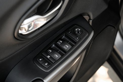 Used 2019 Jeep Cherokee Latitude Plus image 52