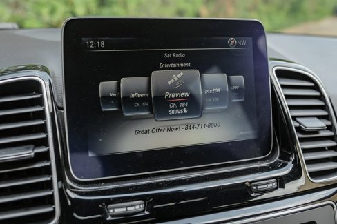 Used 2018 Mercedes-Benz GLE 350 w/ Premium 1 Package image 32