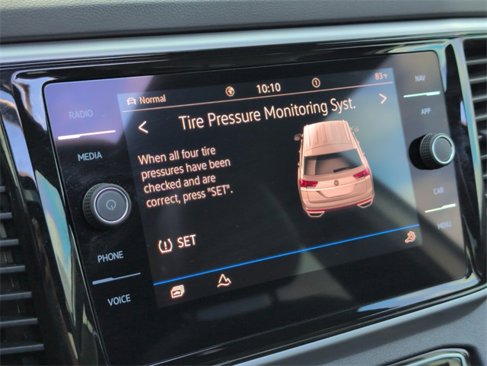 Certified 2023 Volkswagen Atlas Cross Sport SEL Premium R-Line image 21