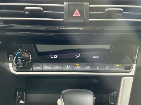 Used 2022 Kia Seltos EX image 18