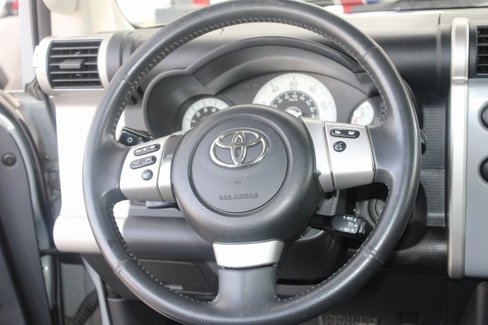 Used 2014 Toyota FJ Cruiser 4WD image 26