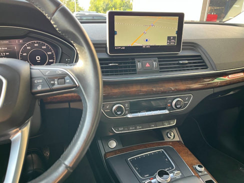 Used 2018 Audi Q5 2.0T Premium Plus w/ Premium Plus Package image 13