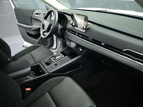 Used 2022 Mitsubishi Outlander ES image 17