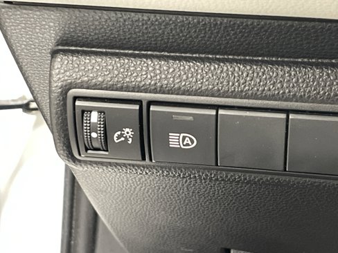 Certified 2022 Toyota Corolla LE image 29