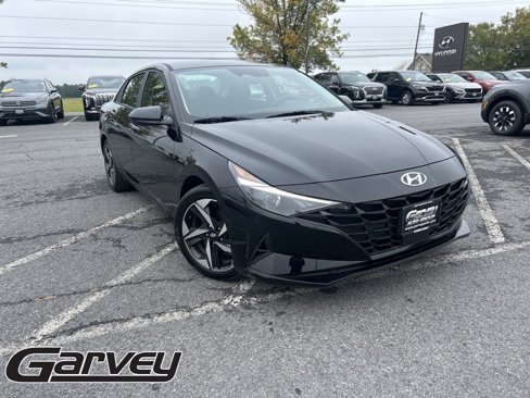Certified 2023 Hyundai Elantra SEL w/ Convenience Package image 1