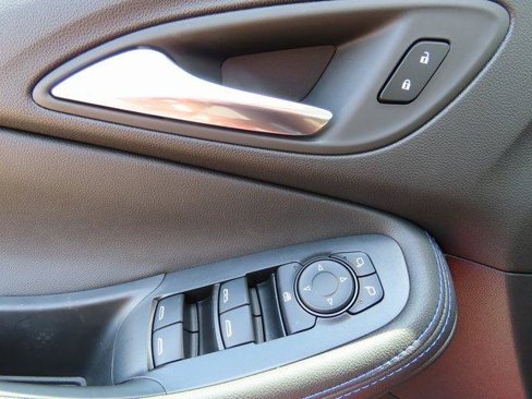New 2025 Buick Encore GX Sport Touring w/ Comfort Package image 31