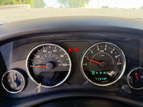 Used 2017 Jeep Wrangler Unlimited Sport w/ Connectivity Group image 17