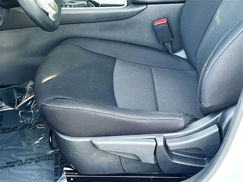 Certified 2024 Nissan Sentra SV image 17