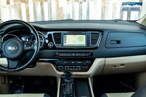 Used 2015 Kia Sedona SX image 19