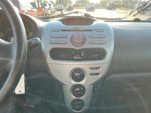 Used 2012 Mitsubishi i image 18