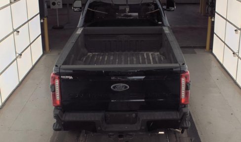 Used 2023 Ford F250 XLT w/ XLT Premium Package image 7