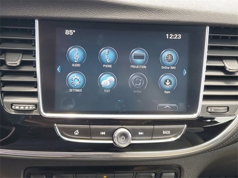 Used 2019 Buick Encore Essence image 16