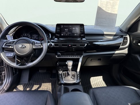 Used 2021 Kia Seltos EX image 20