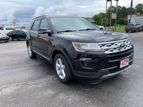 Used 2019 Ford Explorer XLT w/ Equipment Group 201A image 5