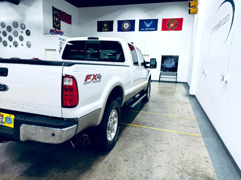 Used 2010 Ford F350 Lariat image 23