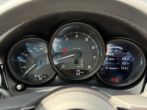 Certified 2025 Porsche Macan image 19