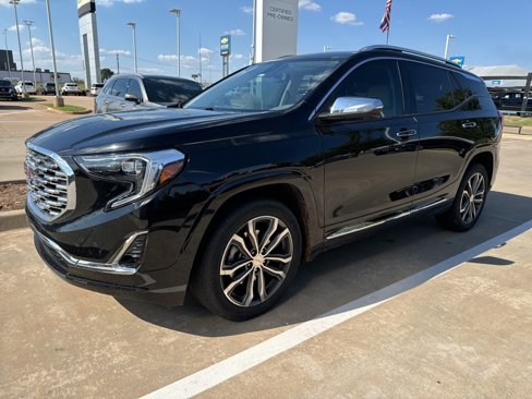 Used 2020 GMC Terrain Denali w/ Denali Premium Package image 1