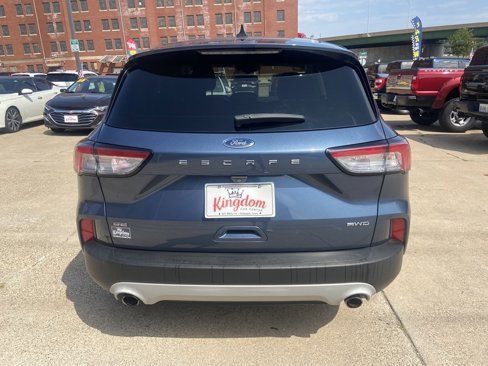 Used 2020 Ford Escape SE image 6