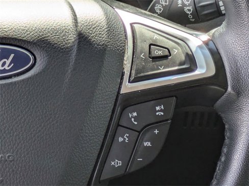 Used 2024 Ford Edge SEL image 19
