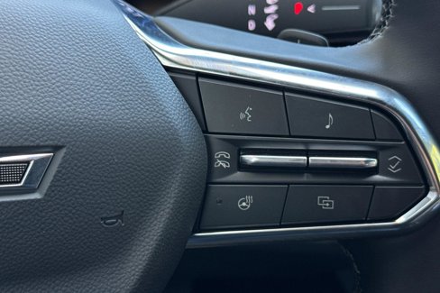 New 2026 Chevrolet Equinox ACTIV w/ Convenience Package III image 32