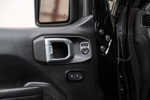 Used 2021 Jeep Gladiator Sport image 70