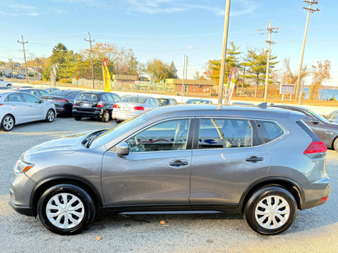Used 2017 Nissan Rogue S image 7