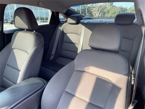 Used 2020 Chevrolet Malibu LS image 14