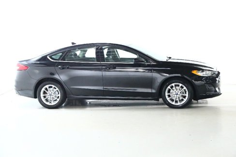 Used 2020 Ford Fusion SE image 11