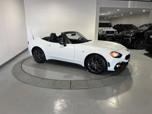 Used 2017 FIAT 124 Spider Abarth image 7