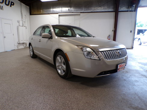 Used 2010 Mercury Milan image 7